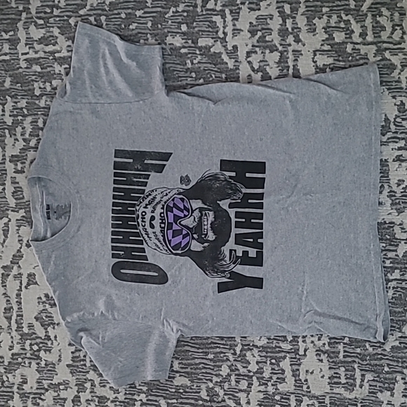Medium Macho Man Randy Savage T shirt Grey Purple Oh Yeah WWE WWF - Picture 1 of 2